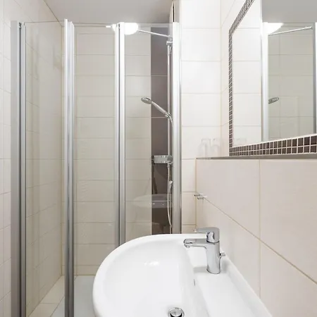 Schoene Mit Balkon Und Ganzjaehrigem Ahoi-rabatt