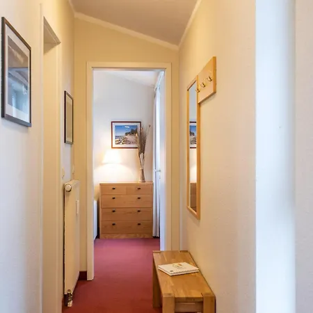 Schoene Mit Balkon Und Ganzjaehrigem Ahoi-rabatt Apartment Sellin (Rugen)
